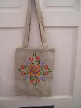 linen embroider bag